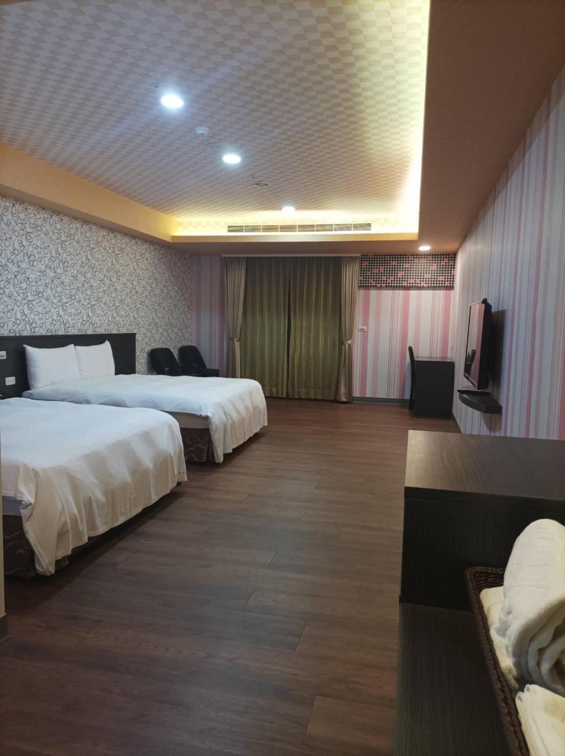 Crystal Hotel