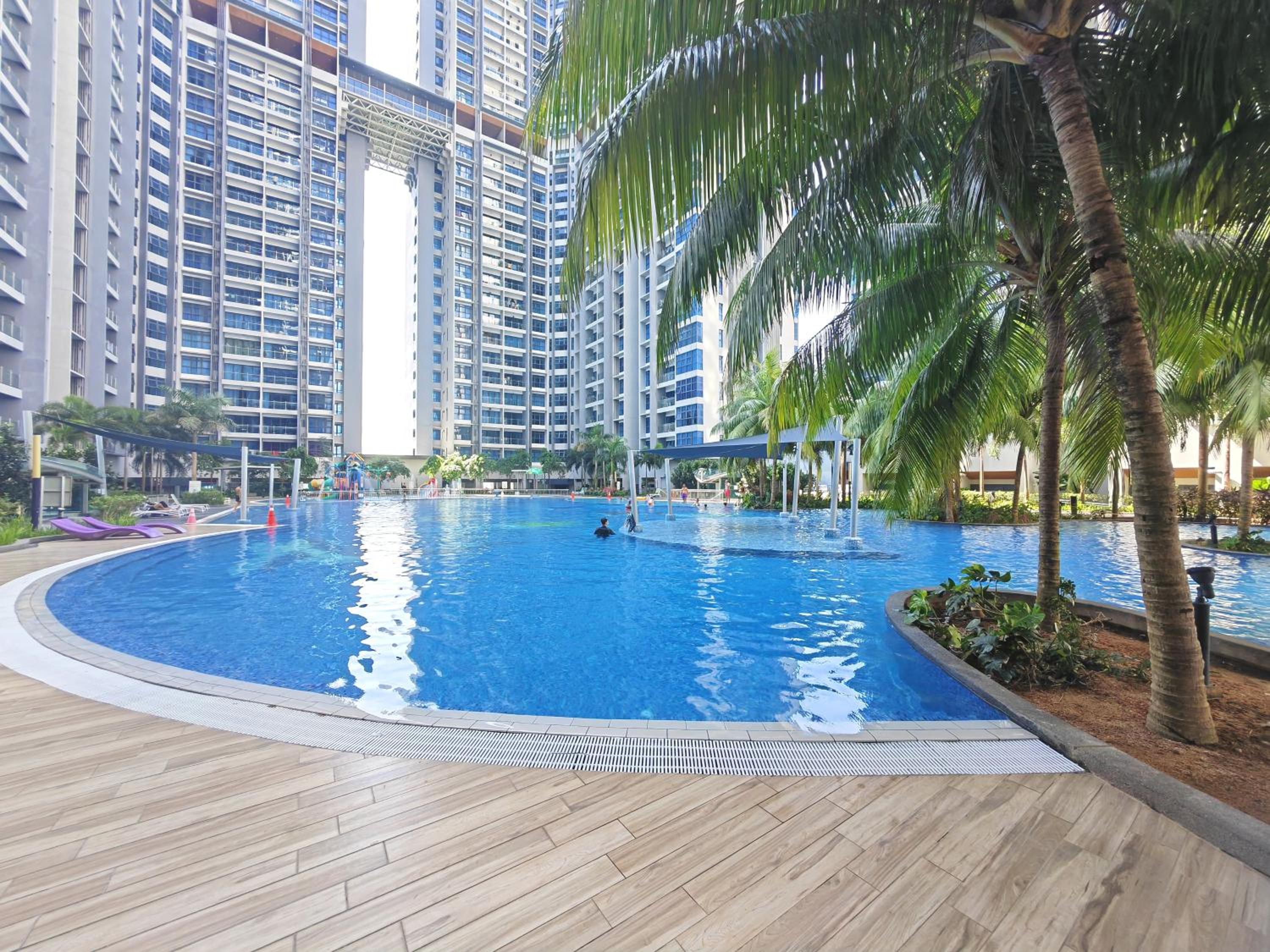 Atlantis 4-6pax Superb City View l Wifi l 5min to Town photo 4
