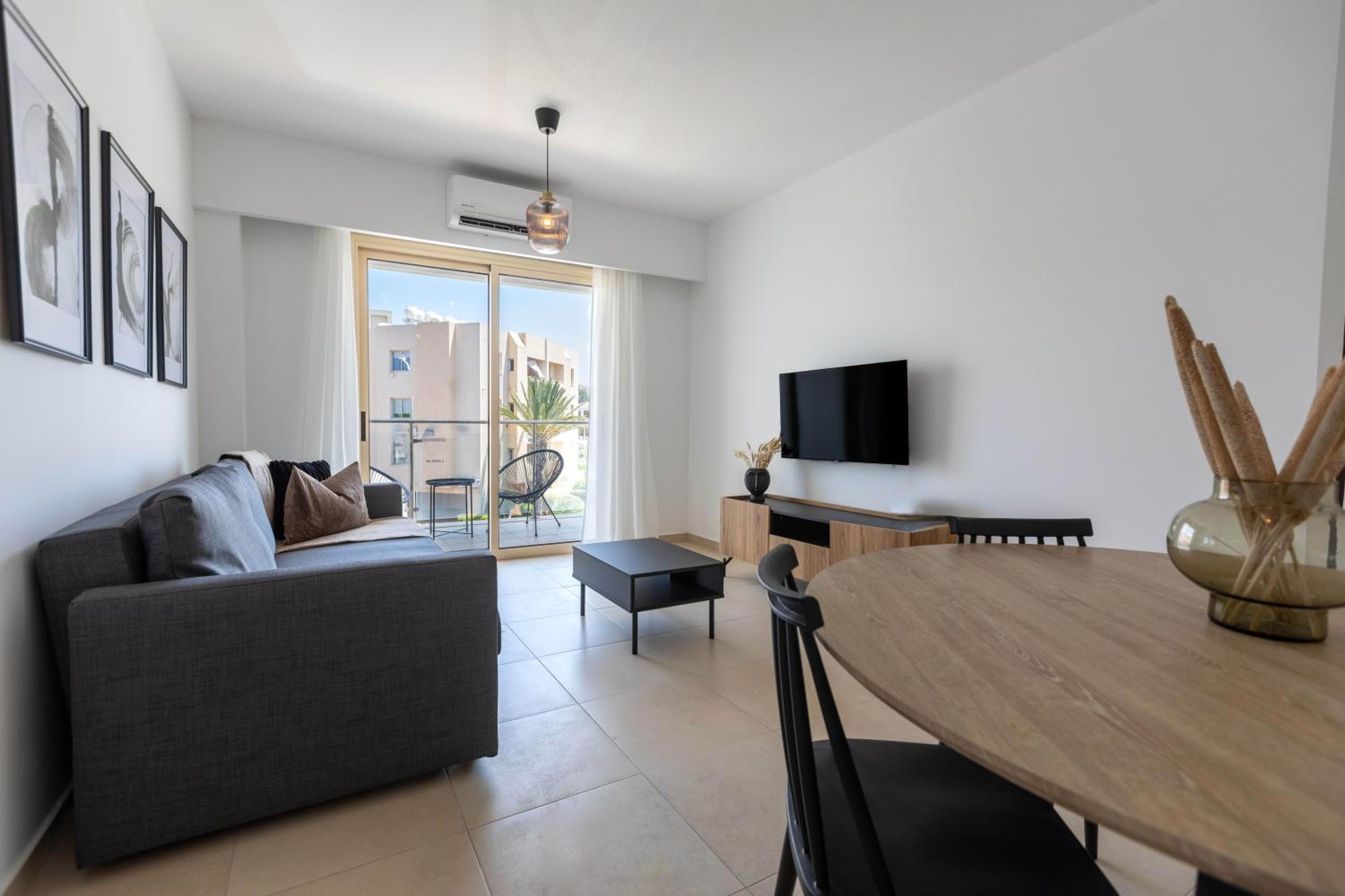 Phaedrus Living Paphos Elysia Park Flat