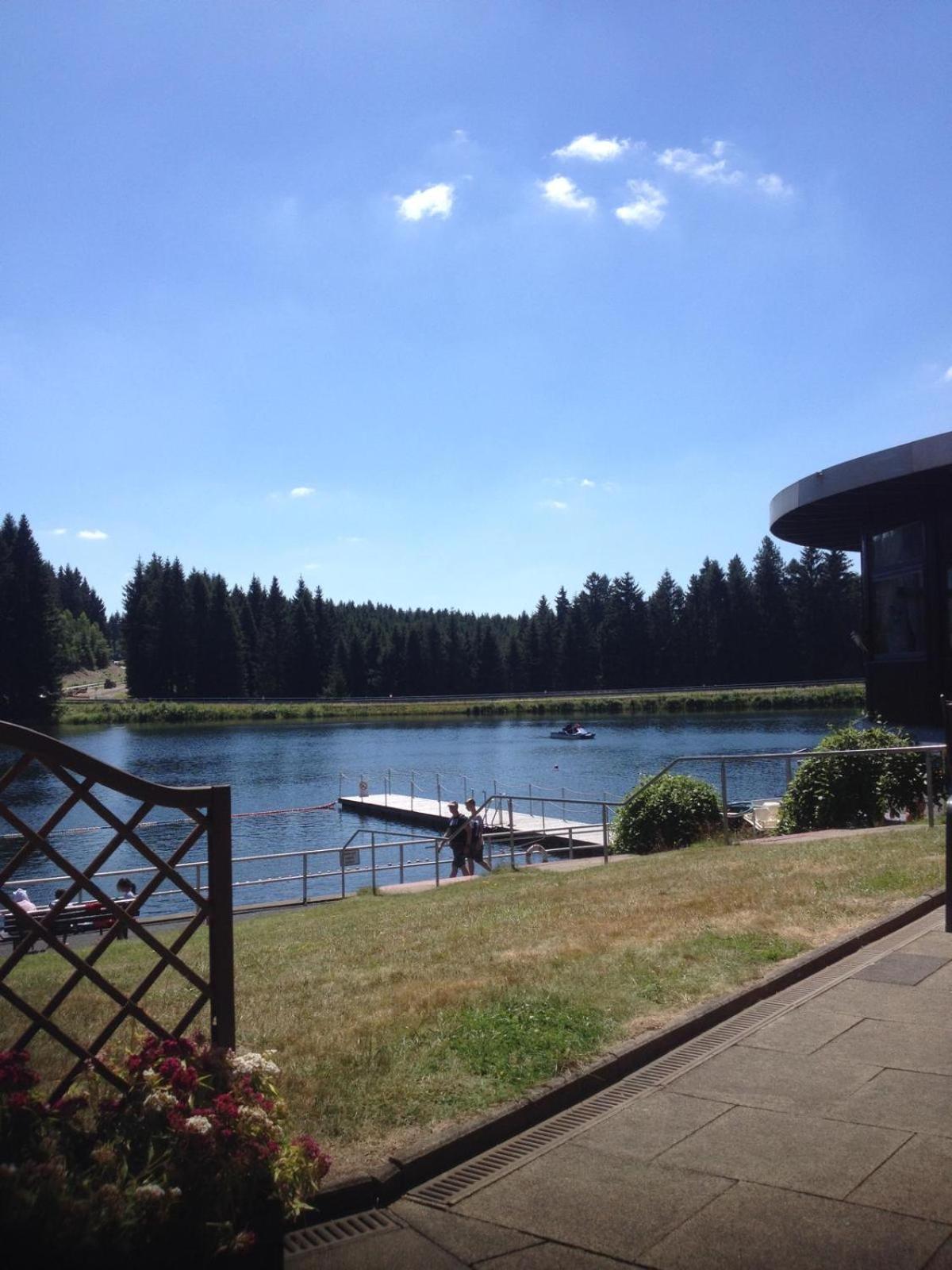 Hexreigen am See