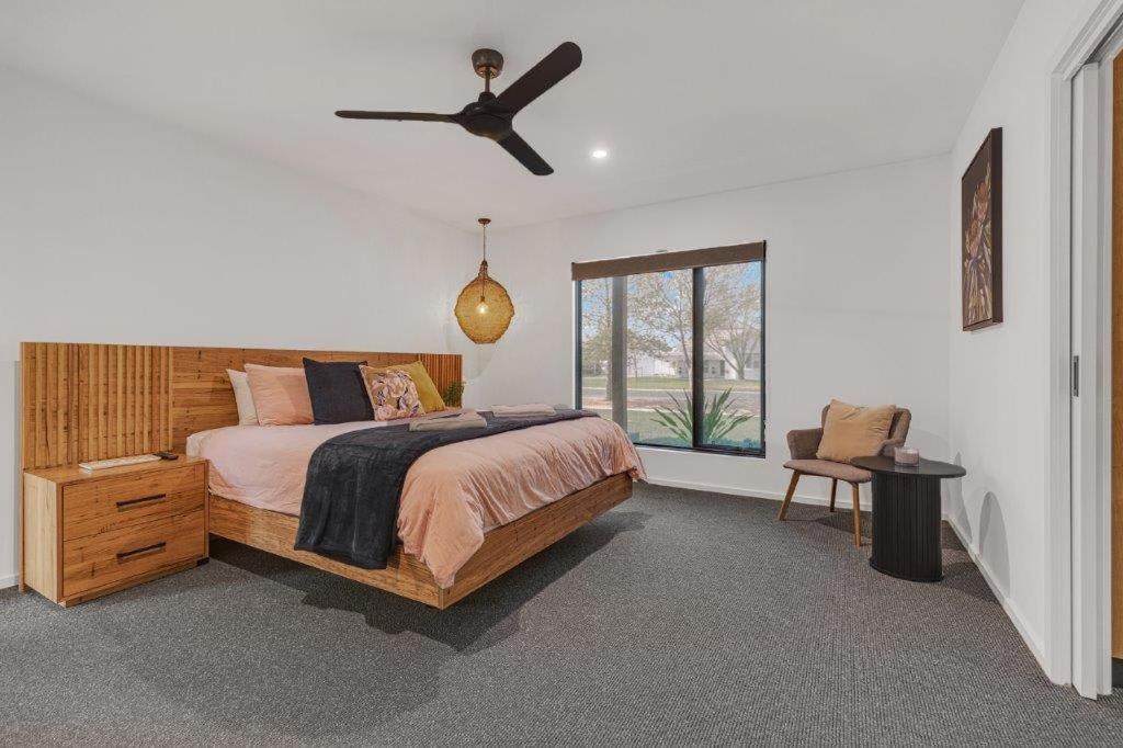 At Winbi- Echuca Holiday Homes