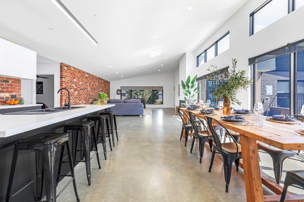 At Winbi- Echuca Holiday Homes