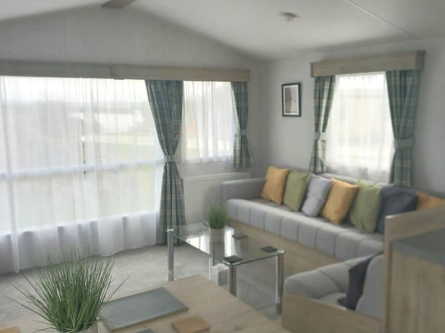 Sea breeze, modern, cosy holiday home view 2