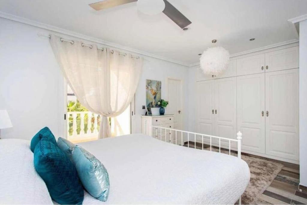 Amazing Vila El Campello