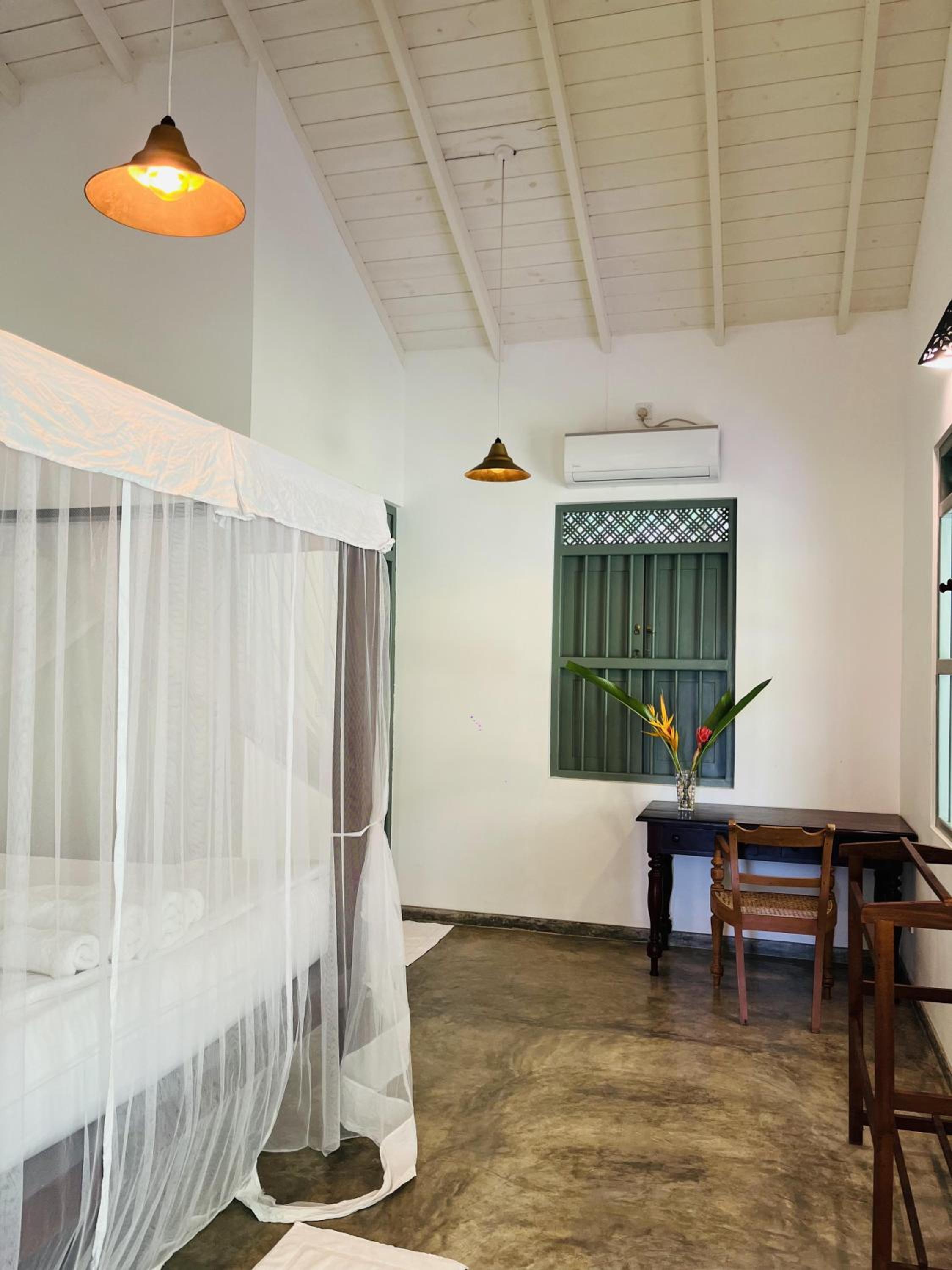 Villa Kandupamula three bedroom & swimming pool