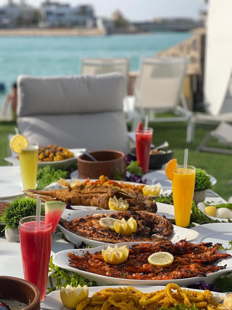 Durrat Al Arous - Rose Beach Villas view 2