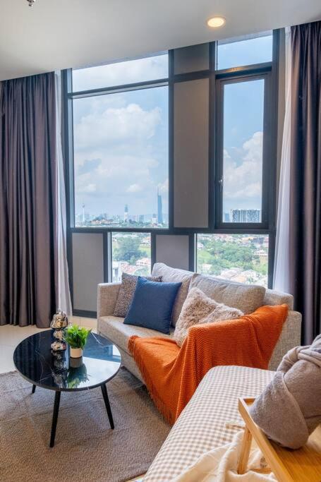 Societe Studio Sri Hartamas By Feel Home