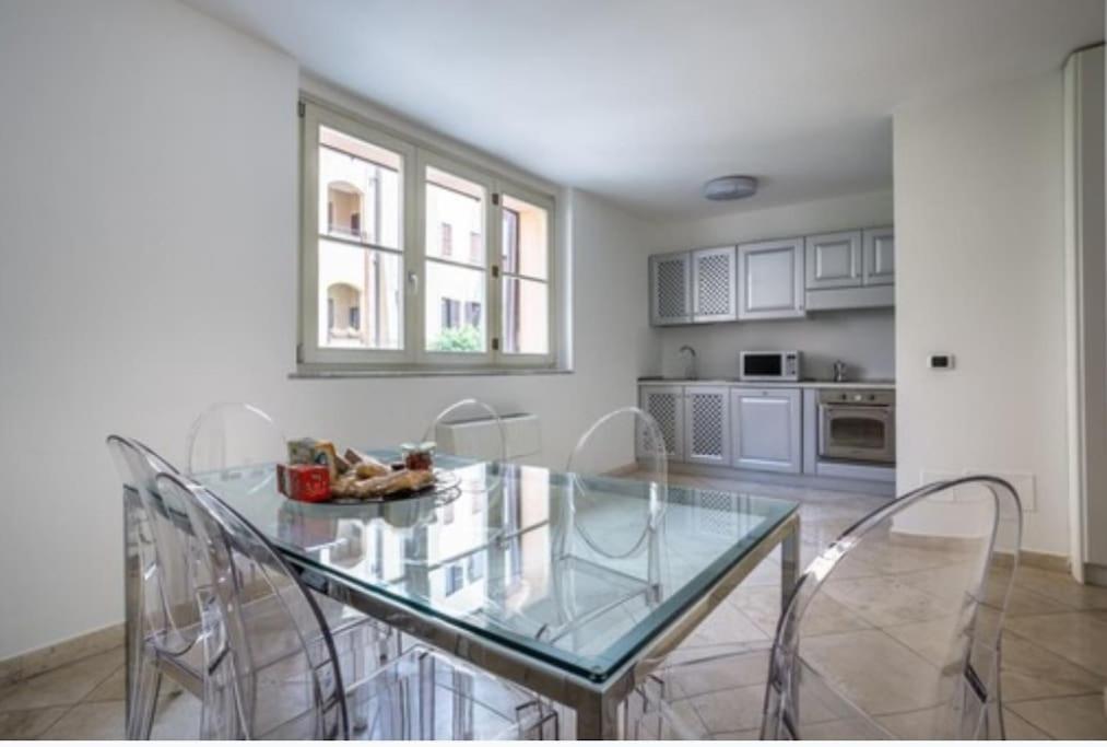 cisterna esclusive apartment