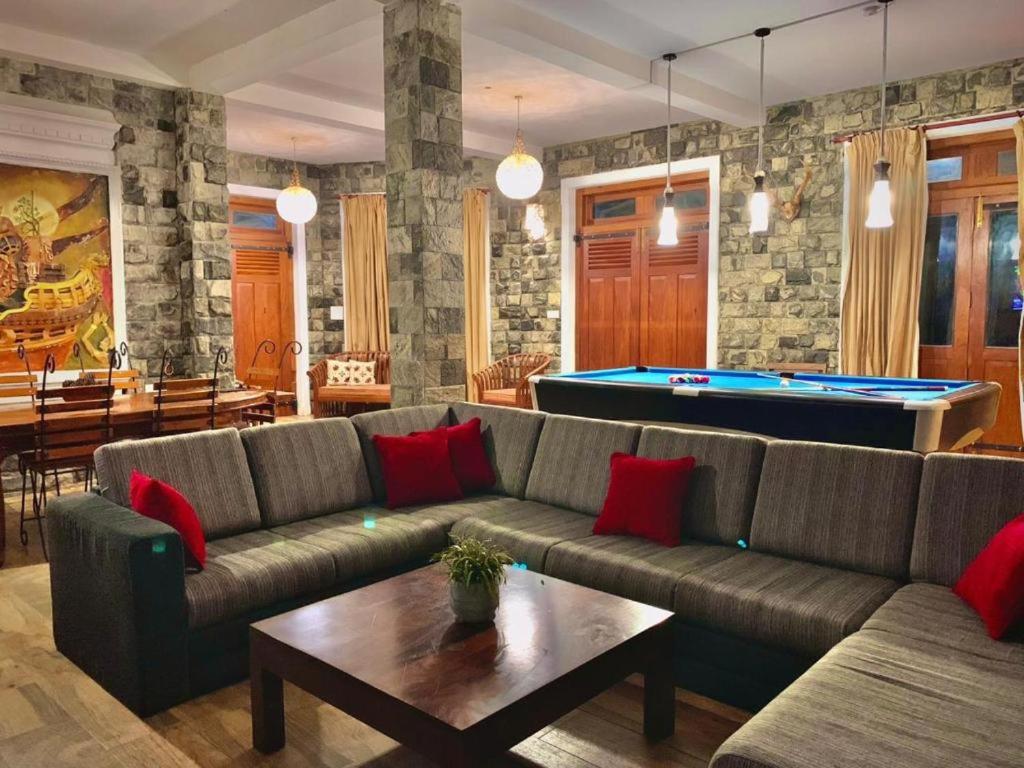 lounge