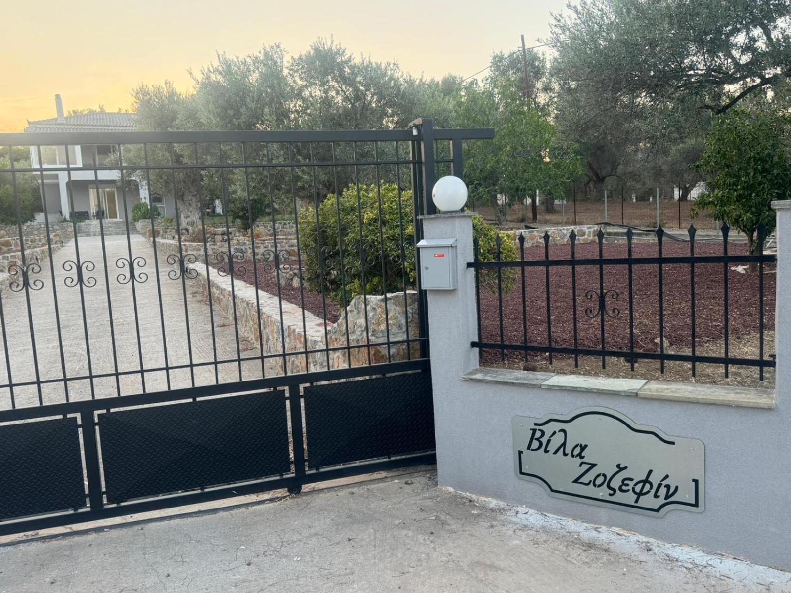 Villa Josefine - With private pool and parking