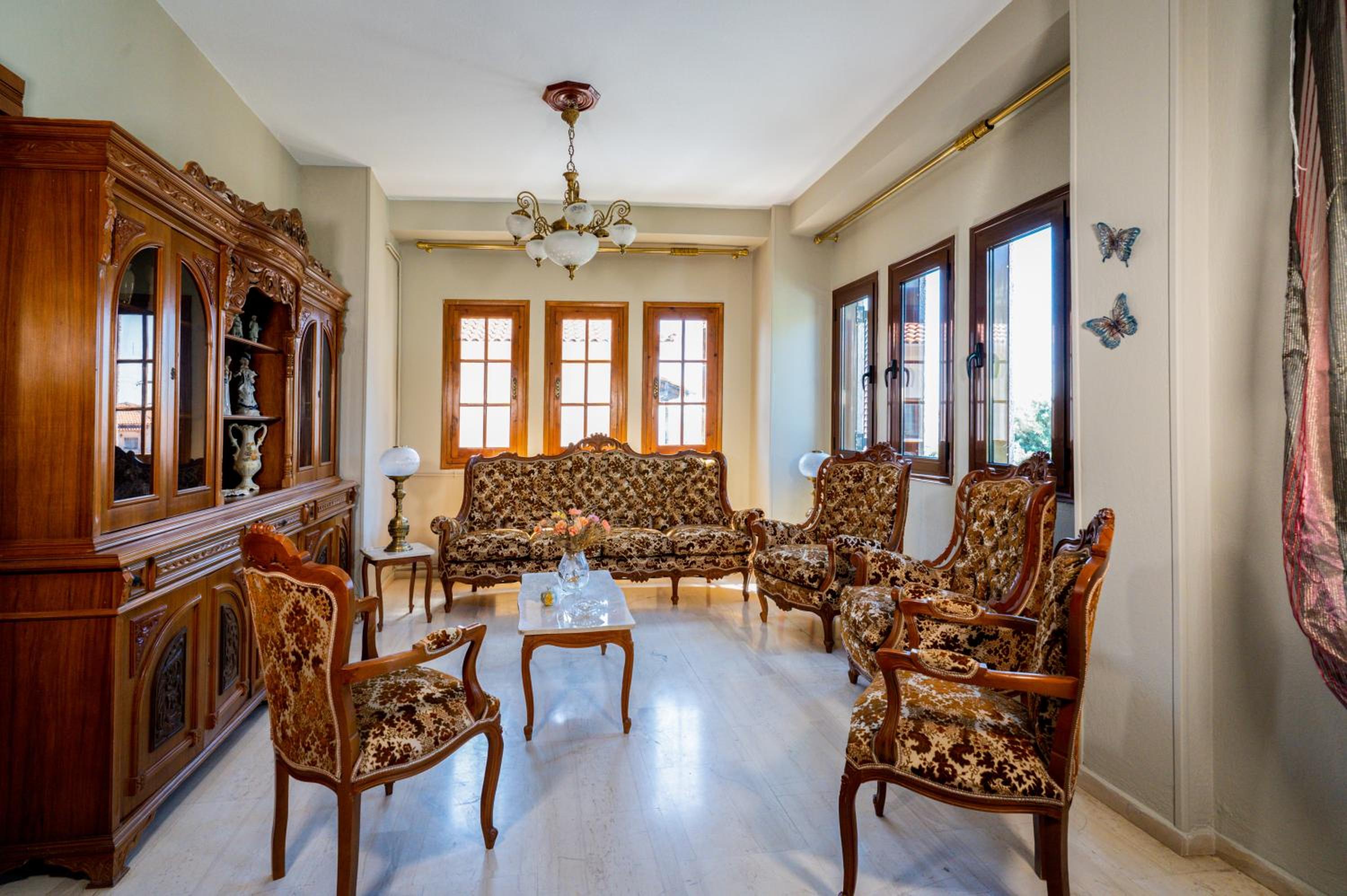 Ilia house