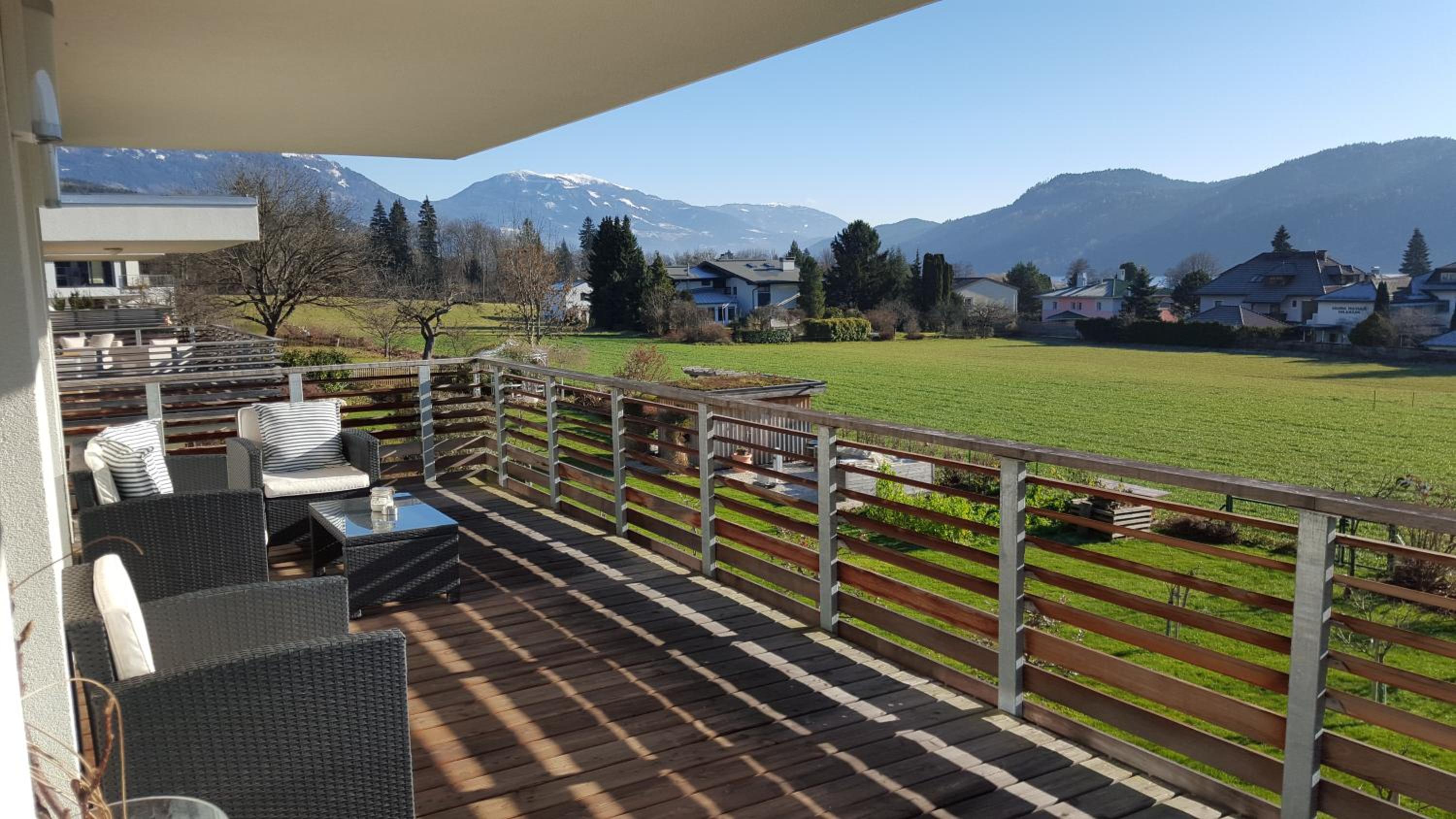 Zegg-Lounge view 4