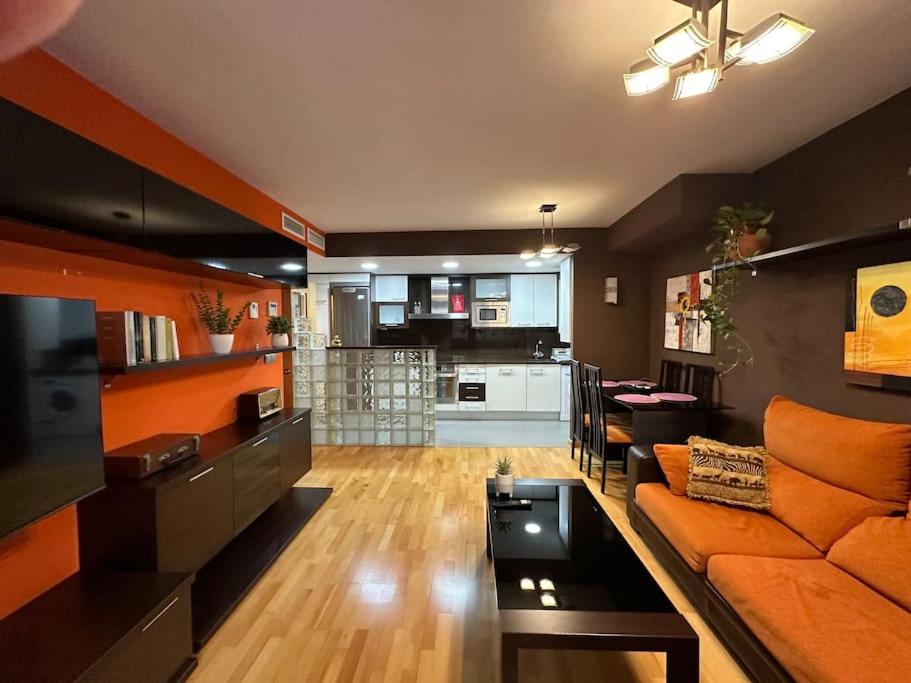 Apartamento en Delicias 'Hector' - Parking Incluido
