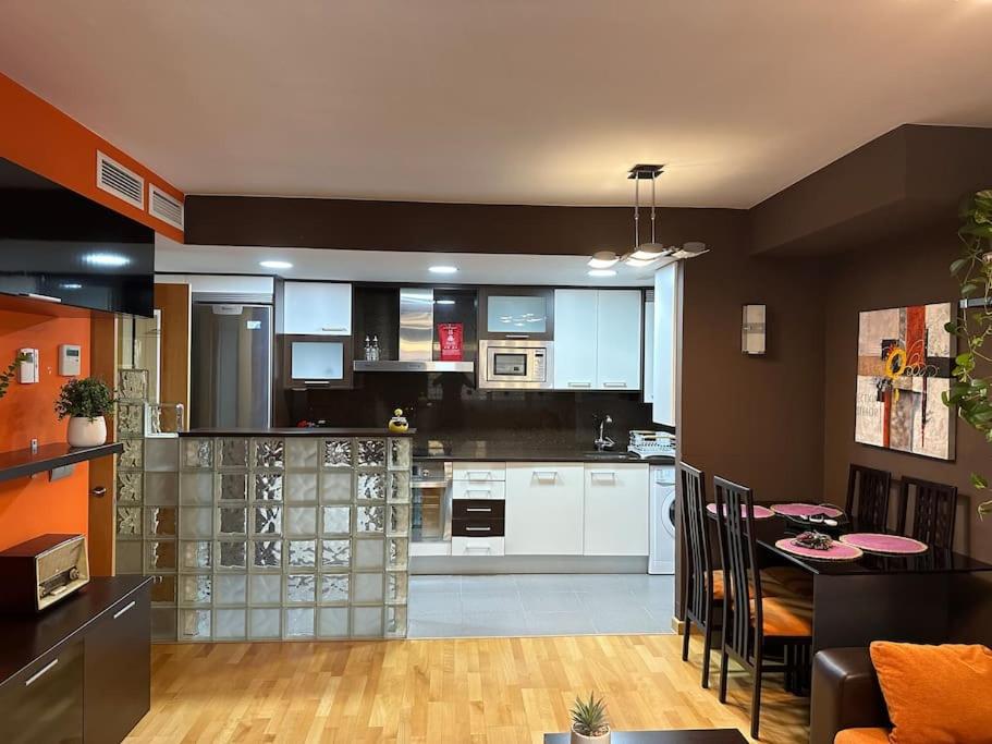 Apartamento en Delicias 'Hector' - Parking Incluido