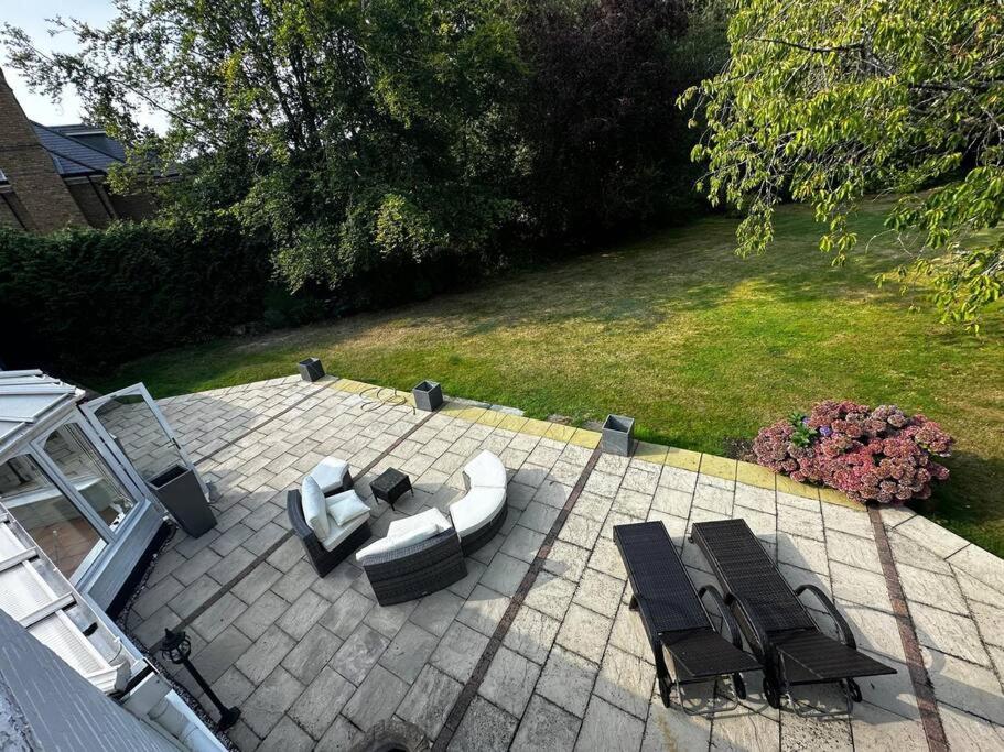 Luxury Ascot-Art Cottage, Royal Racecourse, Wentworth Golf
