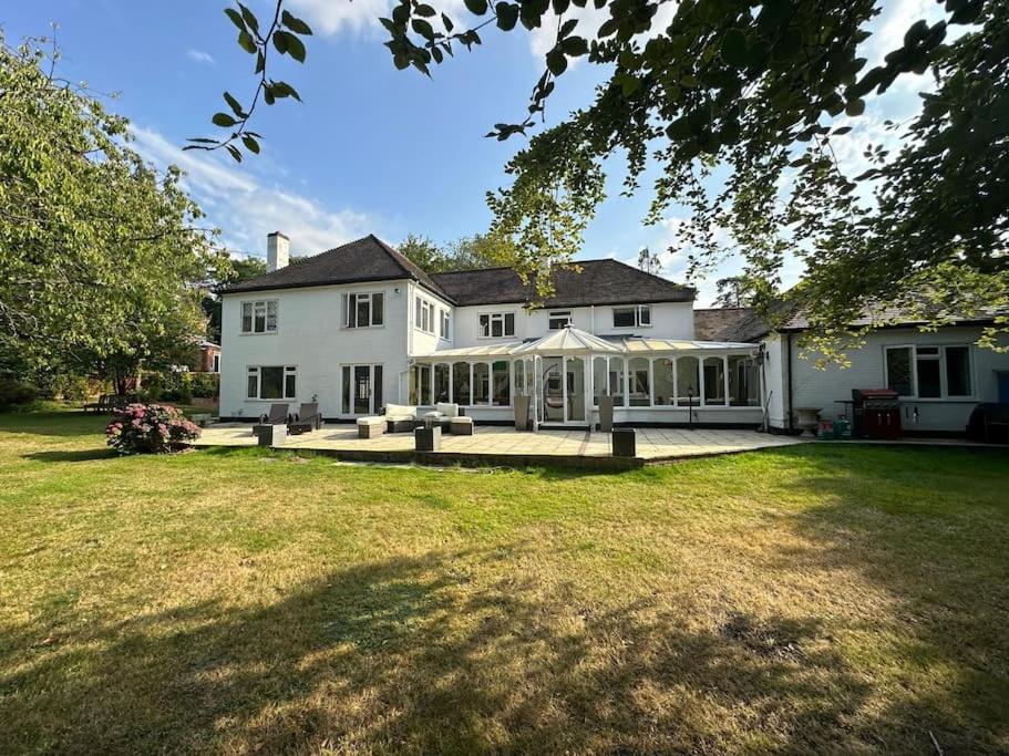 Luxury Ascot-Art Cottage, Royal Racecourse, Wentworth Golf