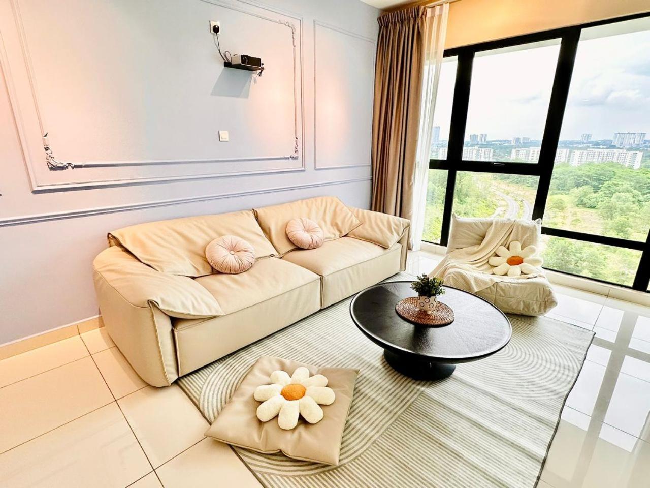 Mosaic Residence Mid Valley South Key BY R9 Homestay