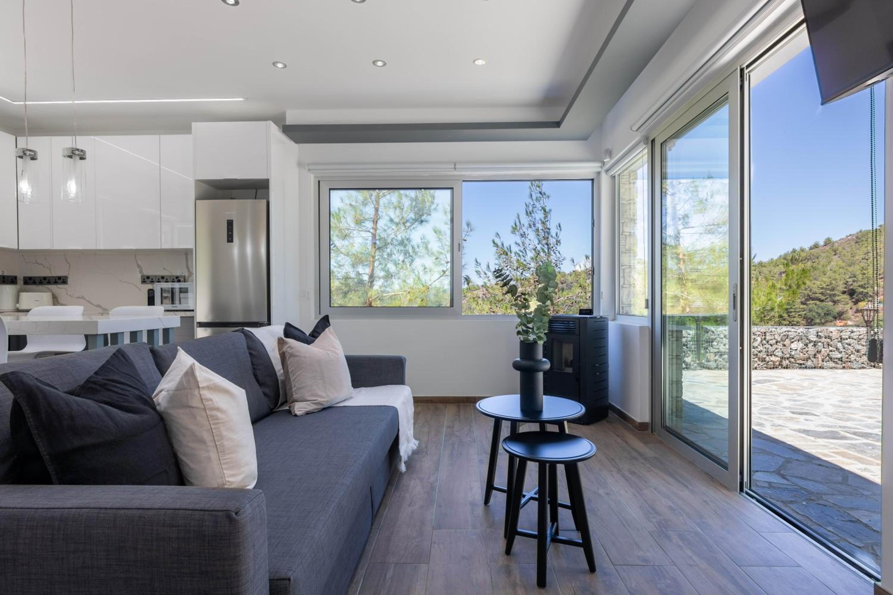 Phaedrus Living Palaiomylos Forest Residence