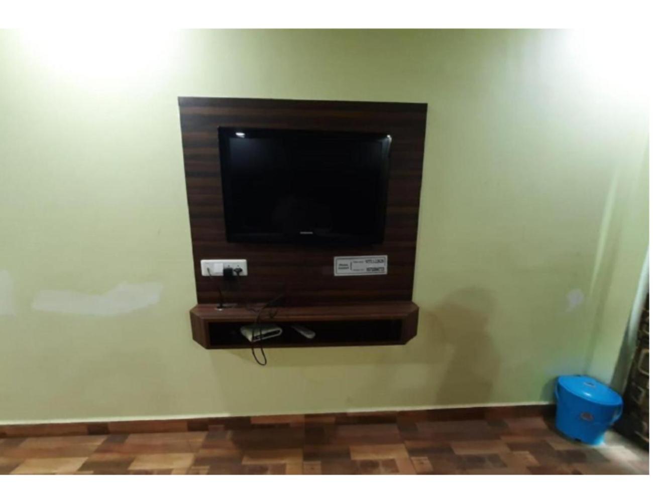 Photo 11