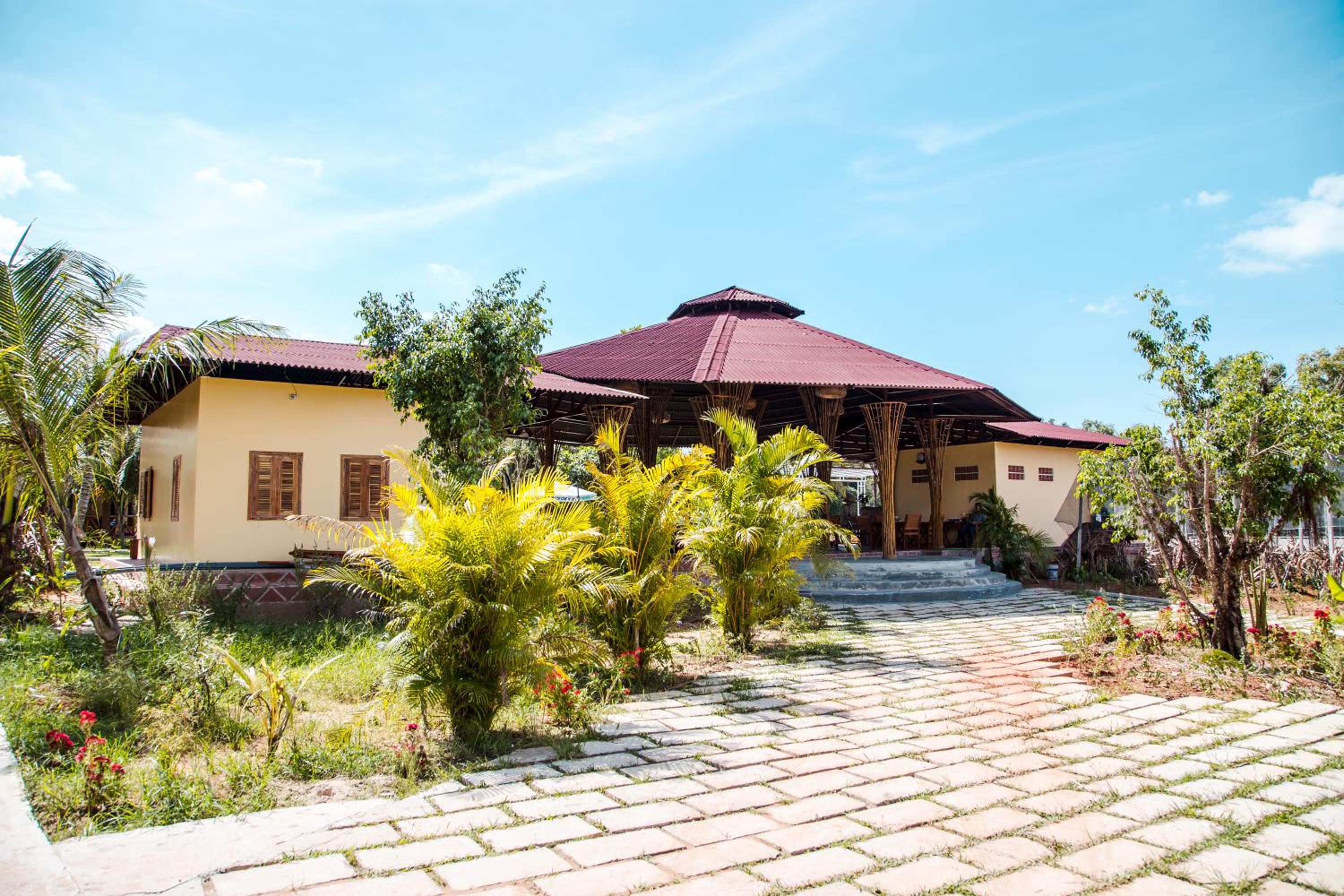 Ninila Fruit Farm Bungalow