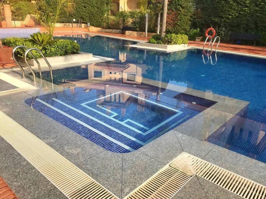 Apartamento en Resort de lujo Isla del Fraile PISCINAS Y JARDINES exuberantes