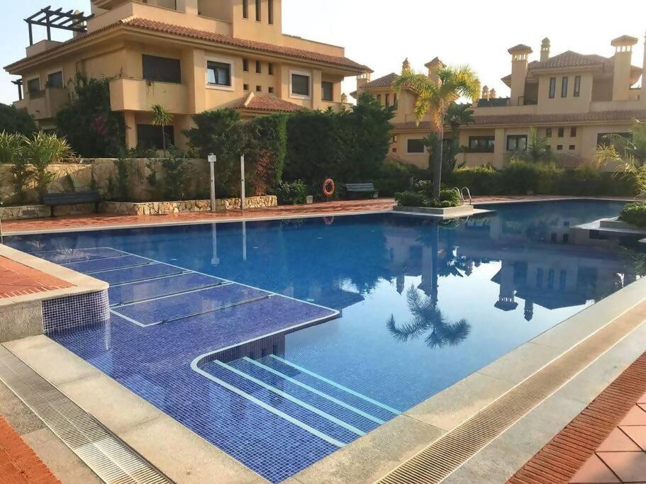 Apartamento en Resort de lujo Isla del Fraile PISCINAS Y JARDINES exuberantes