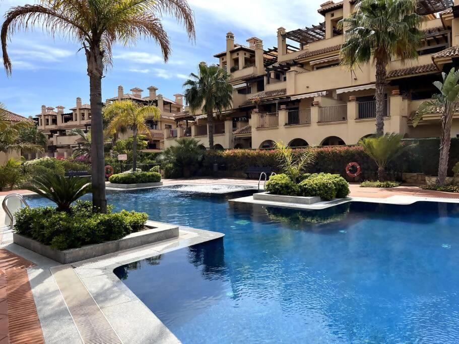Apartamento en Resort de lujo Isla del Fraile PISCINAS Y JARDINES exuberantes
