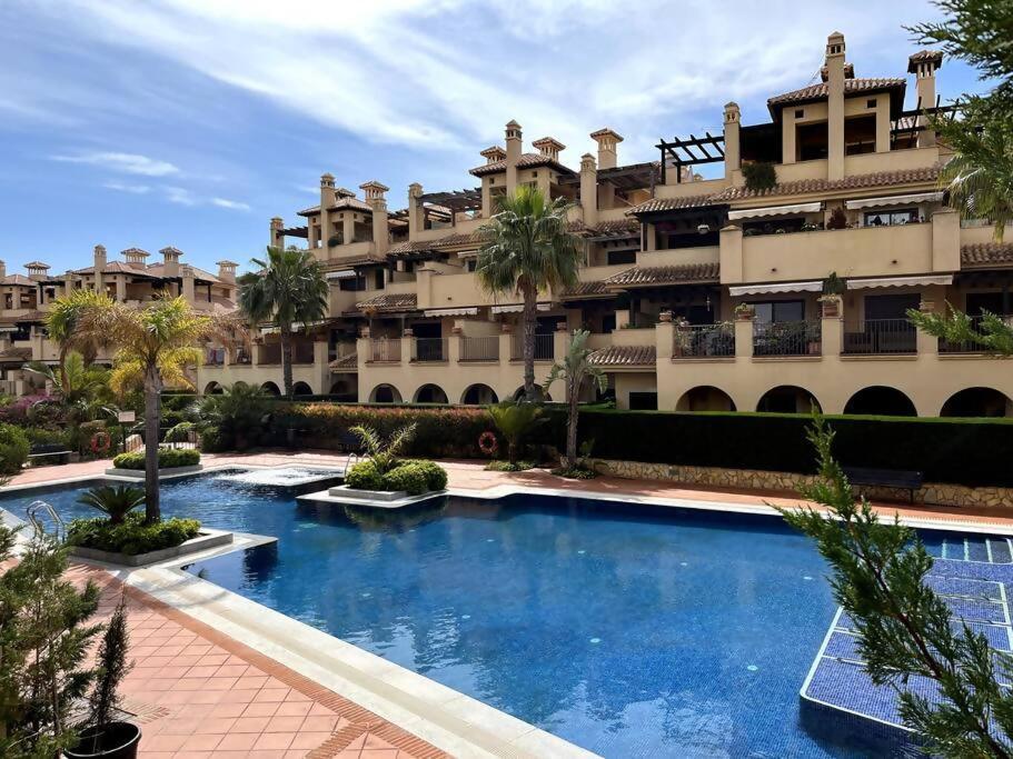 Apartamento en Resort de lujo Isla del Fraile PISCINAS Y JARDINES exuberantes