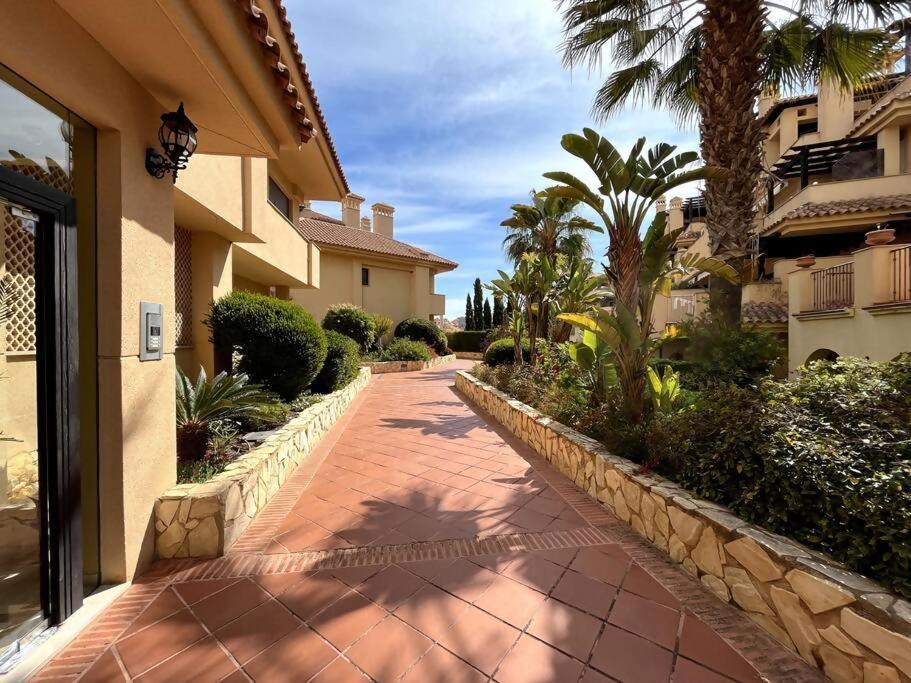 Apartamento en Resort de lujo Isla del Fraile PISCINAS Y JARDINES exuberantes