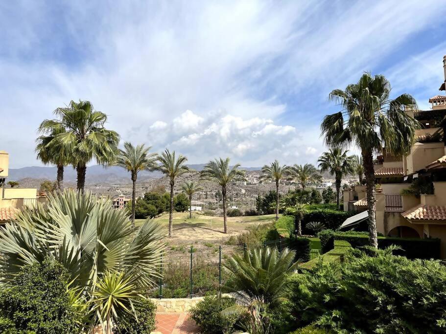 Apartamento en Resort de lujo Isla del Fraile PISCINAS Y JARDINES exuberantes