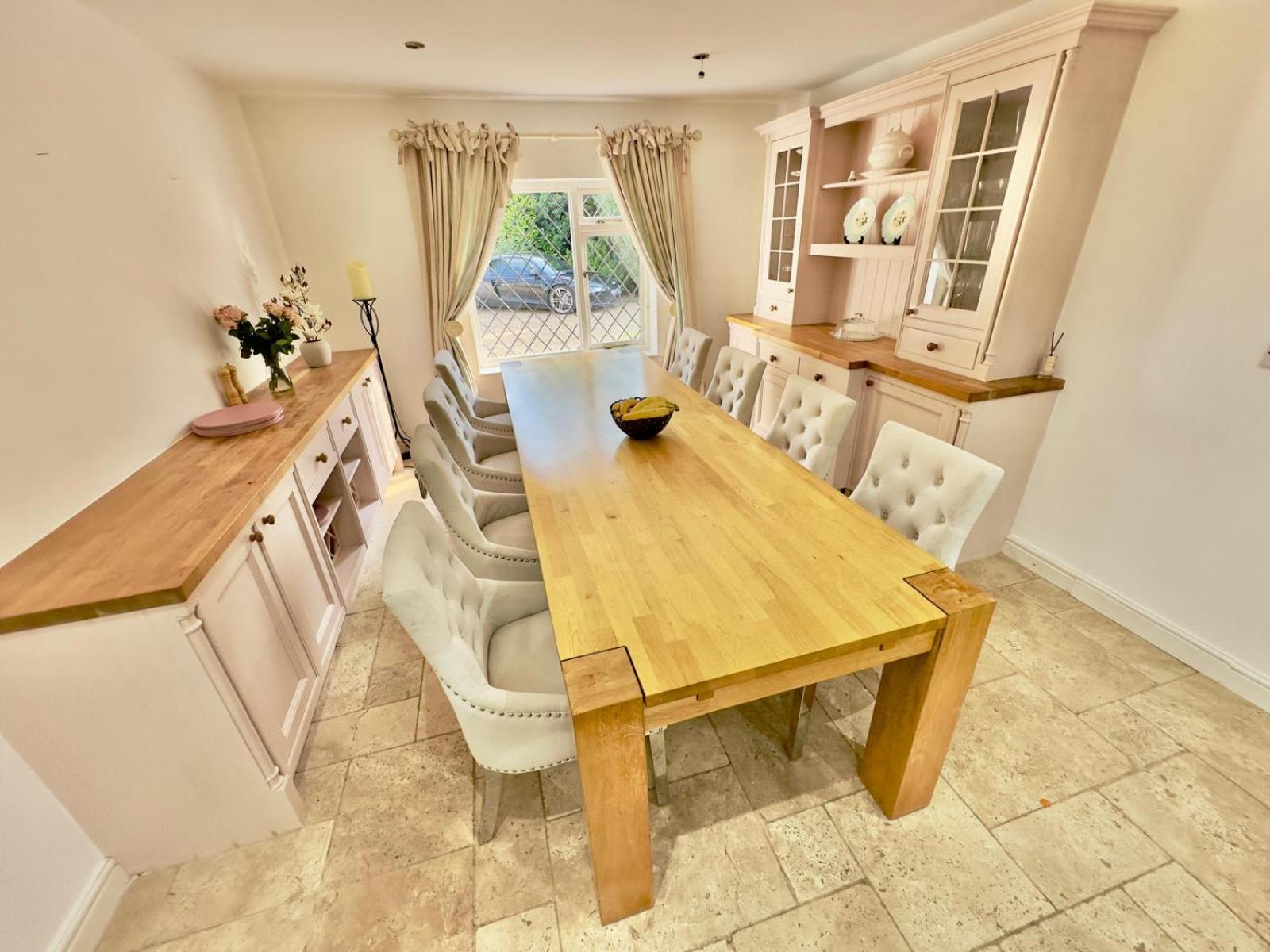 Luxury Ascot-Art Cottage, Royal Racecourse, Wentworth Golf