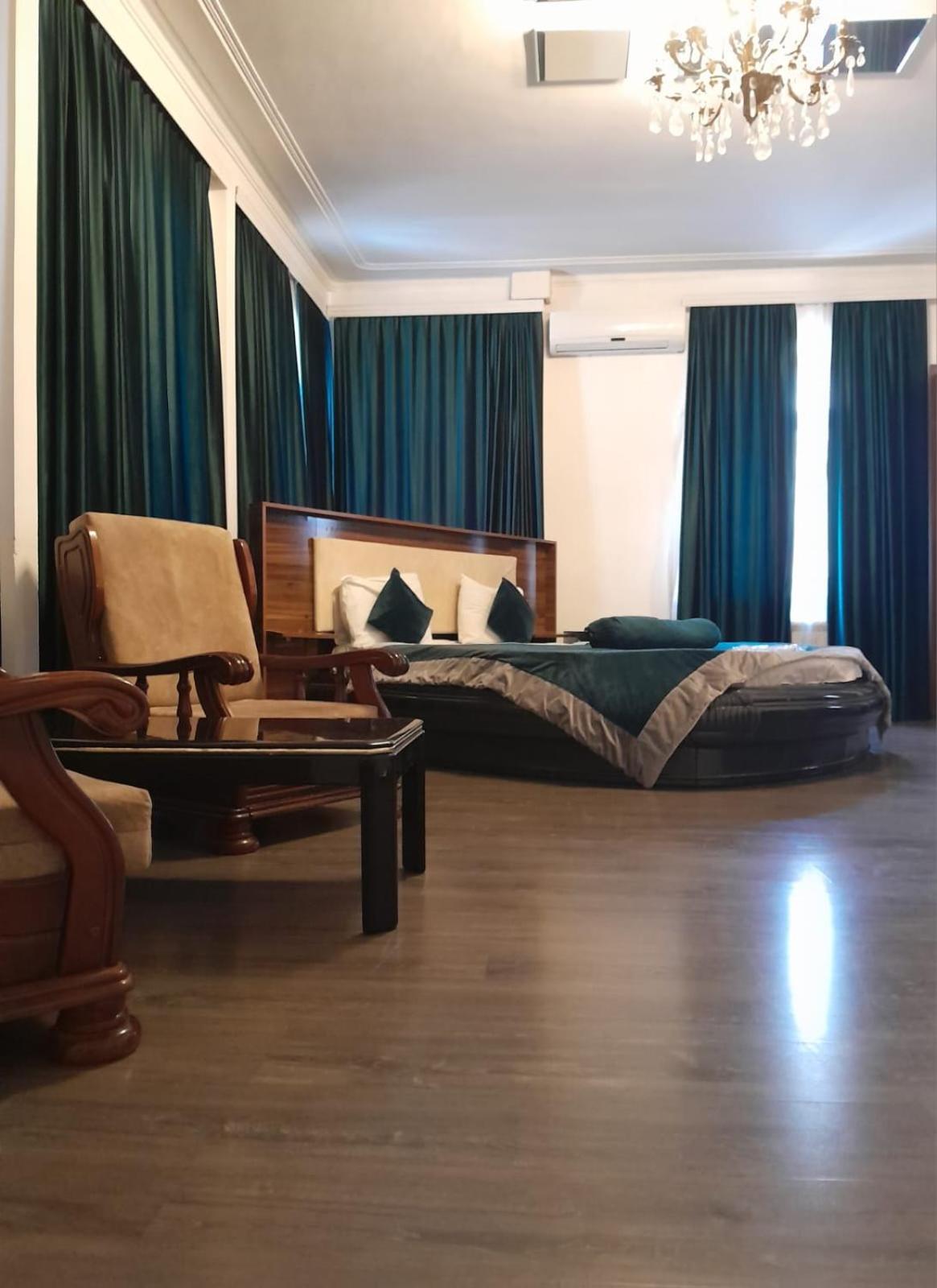 Vintage Boutique Hotel