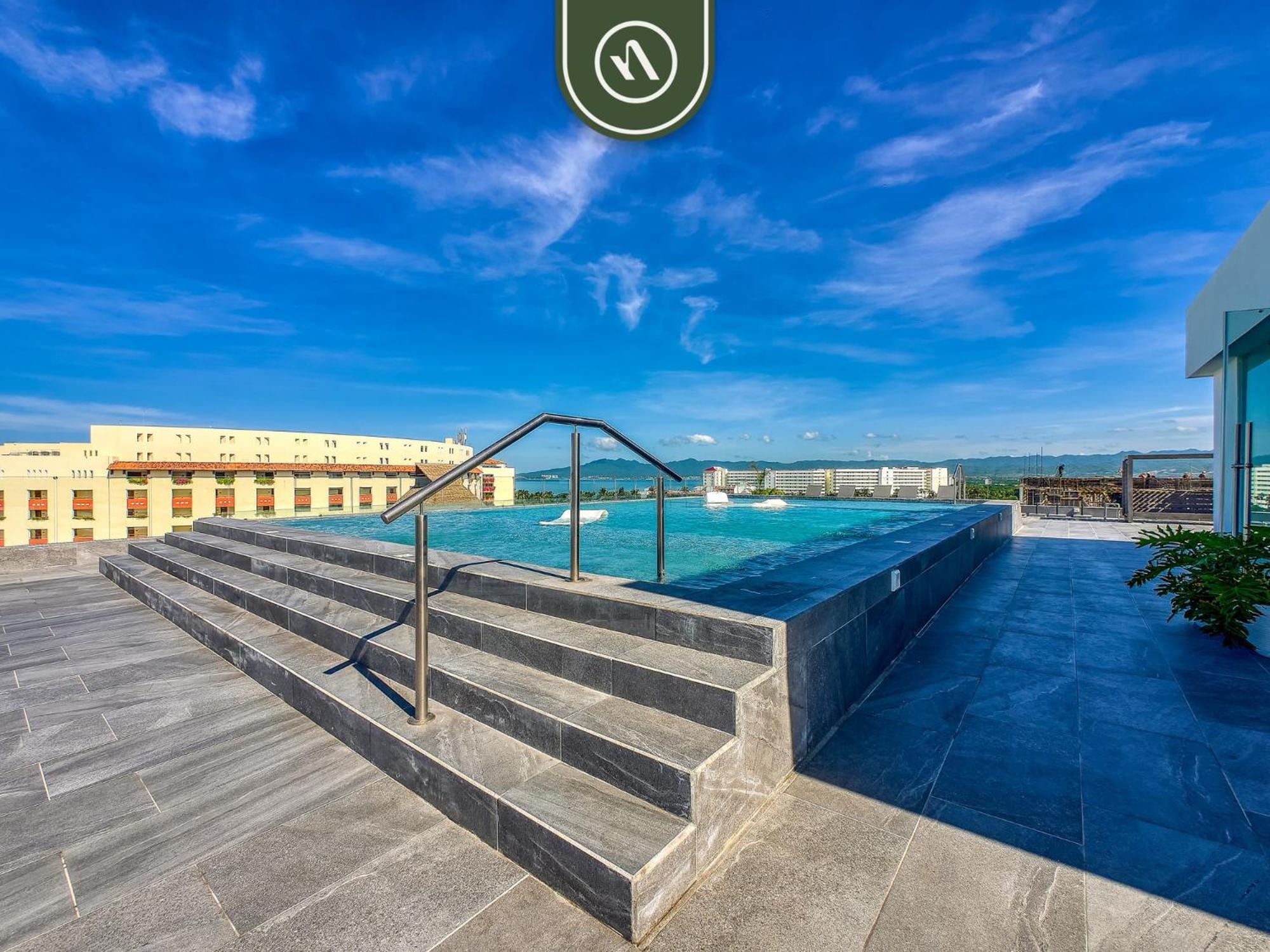 2BR Condo with Private Balcony - Padel Court, fotografía 5