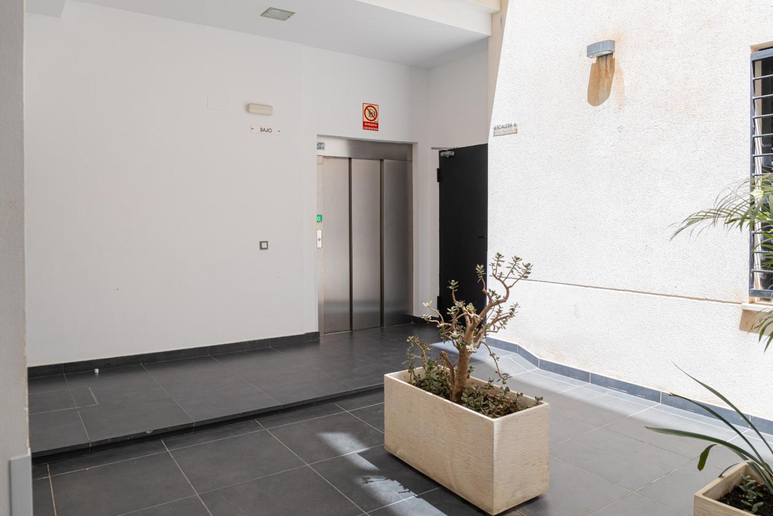 C15 - Charming Modern Studio in the Centre