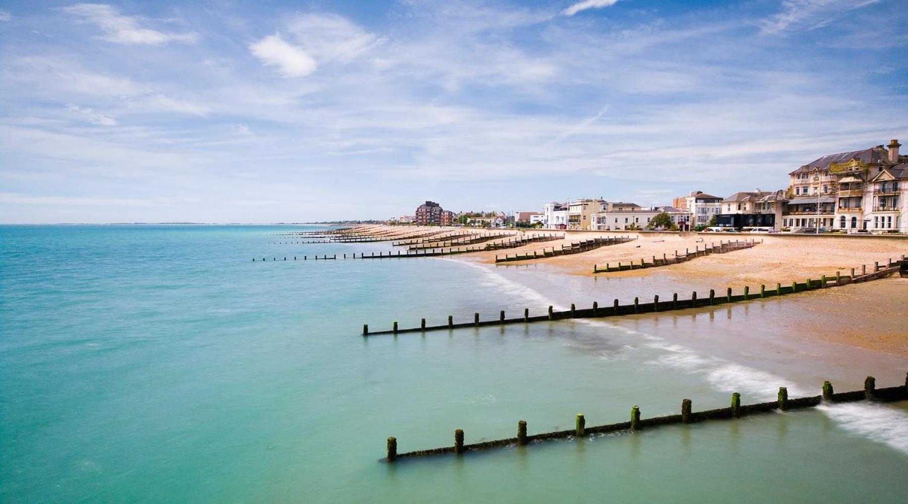 Two bed Apartment with Sea Views in Bognor Regis view 2