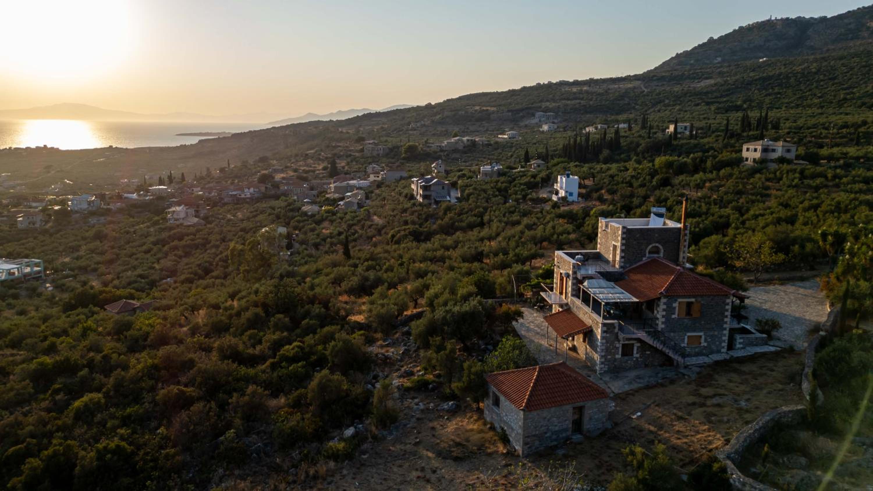 Theasea Houses