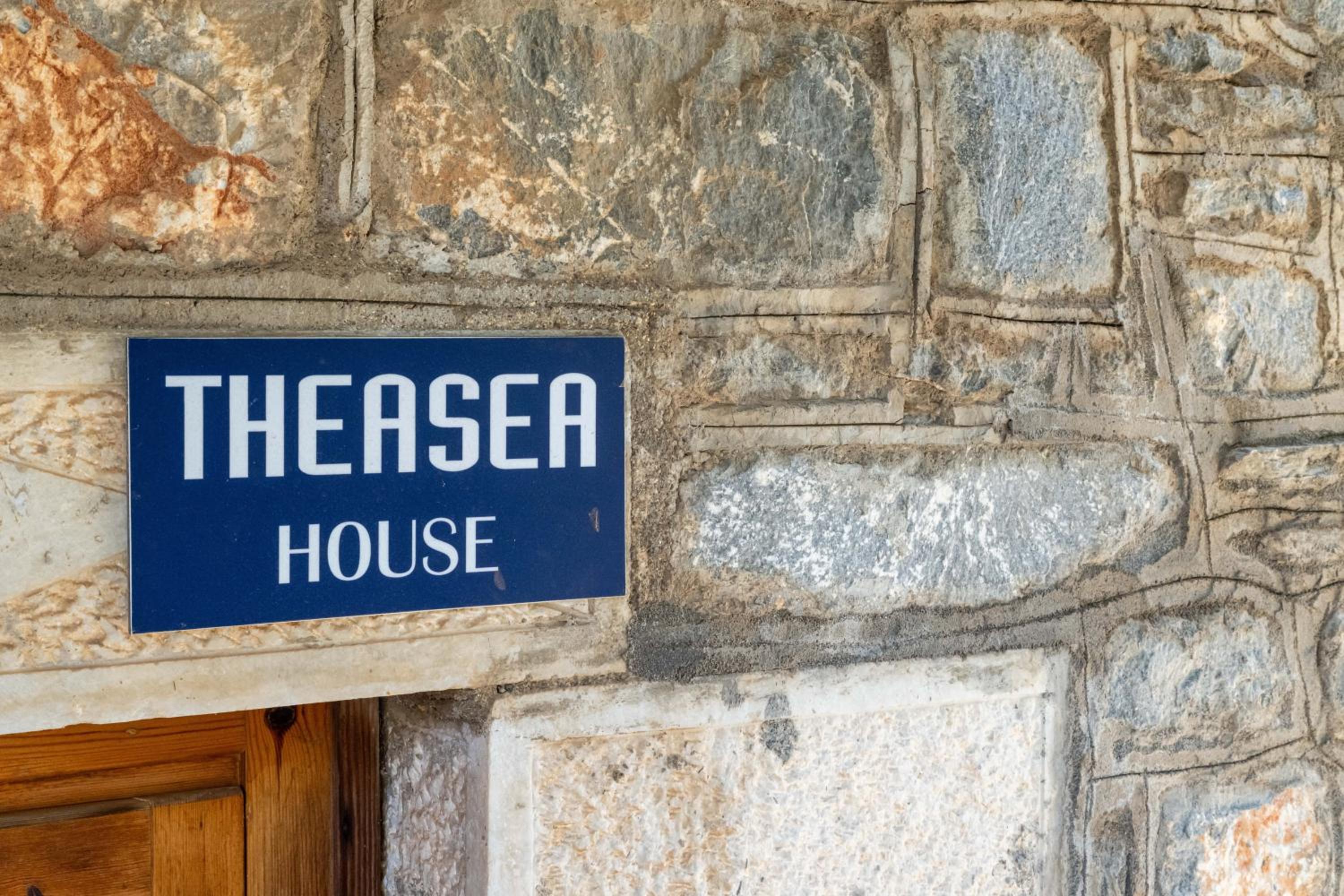 Theasea Houses