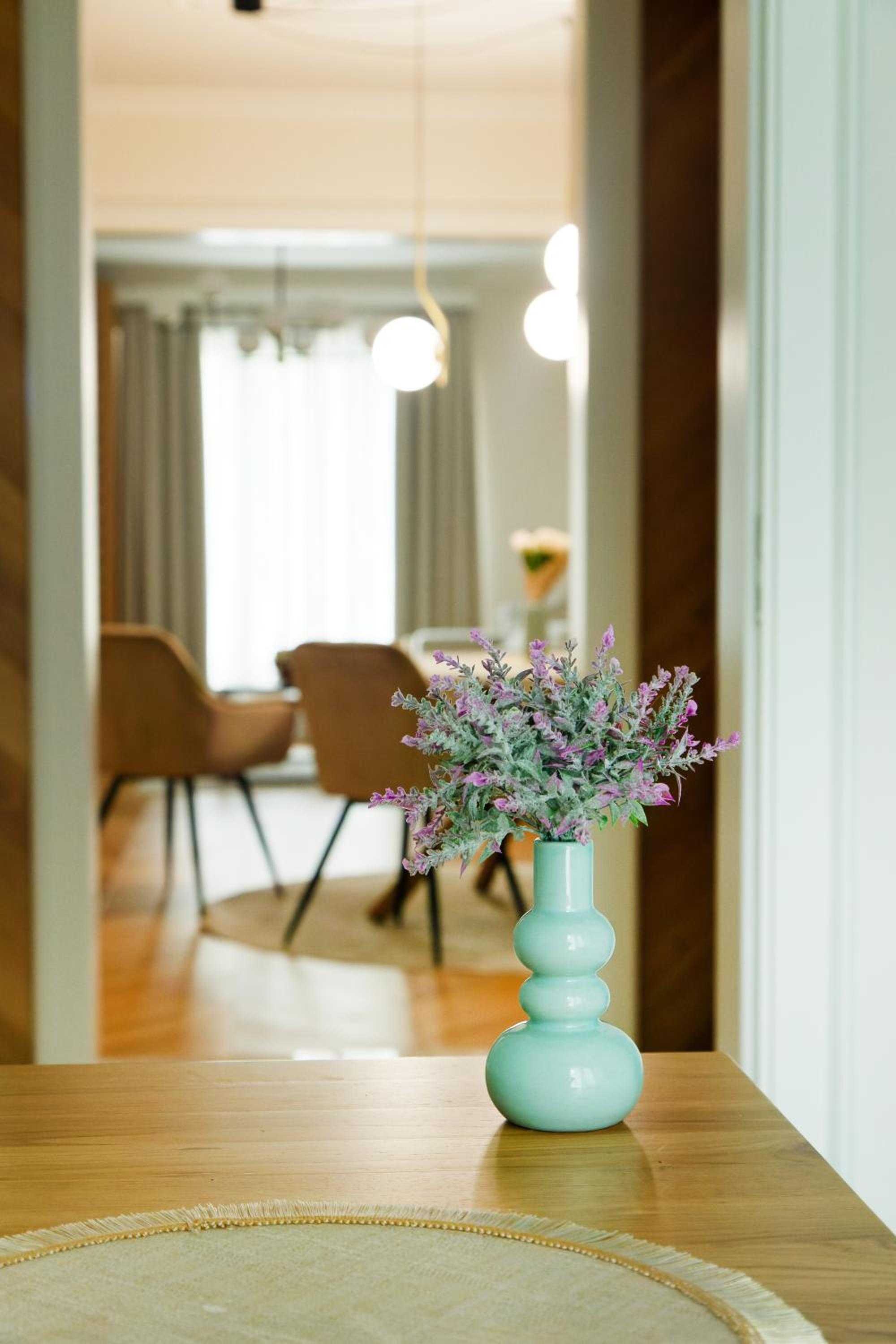Brand New Luxury Apt, Supreme Location, NDK
