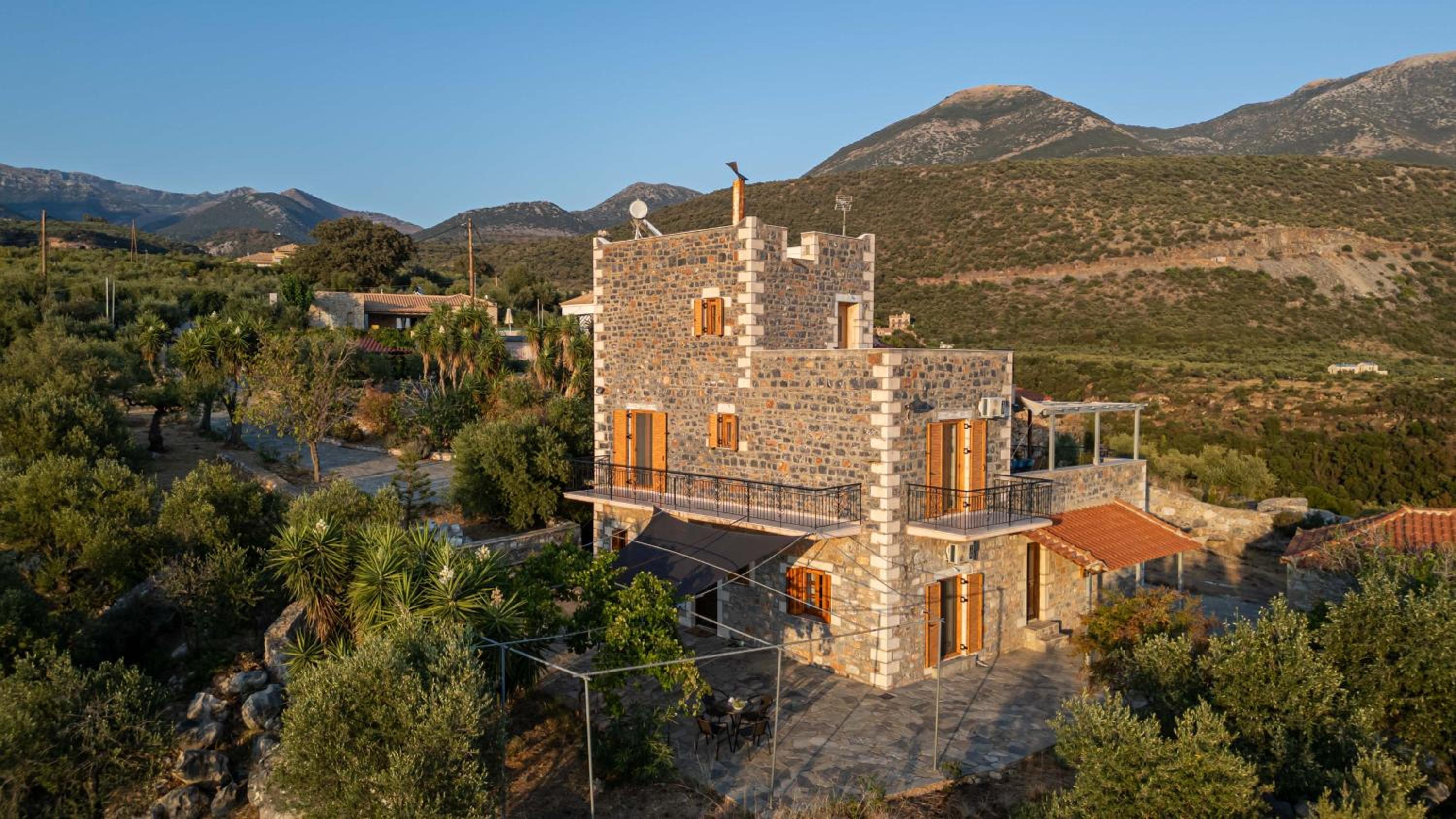 Theasea Houses