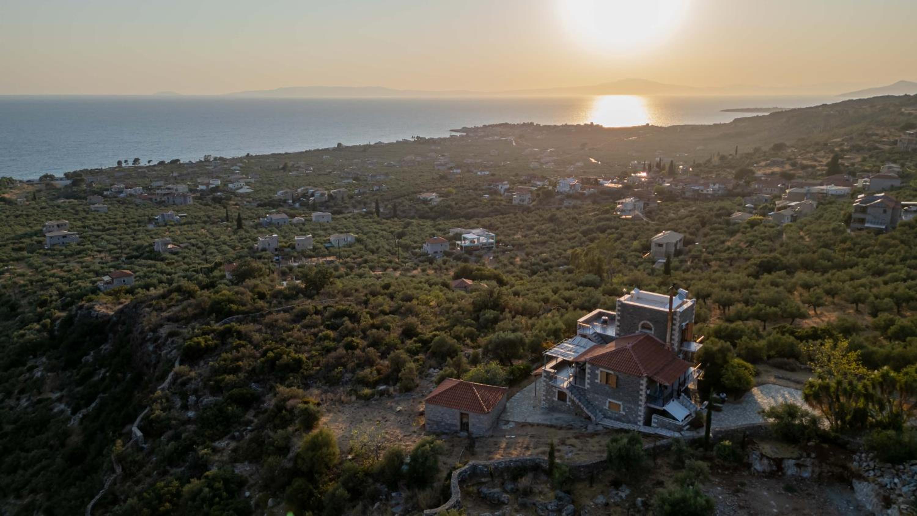 Theasea Houses