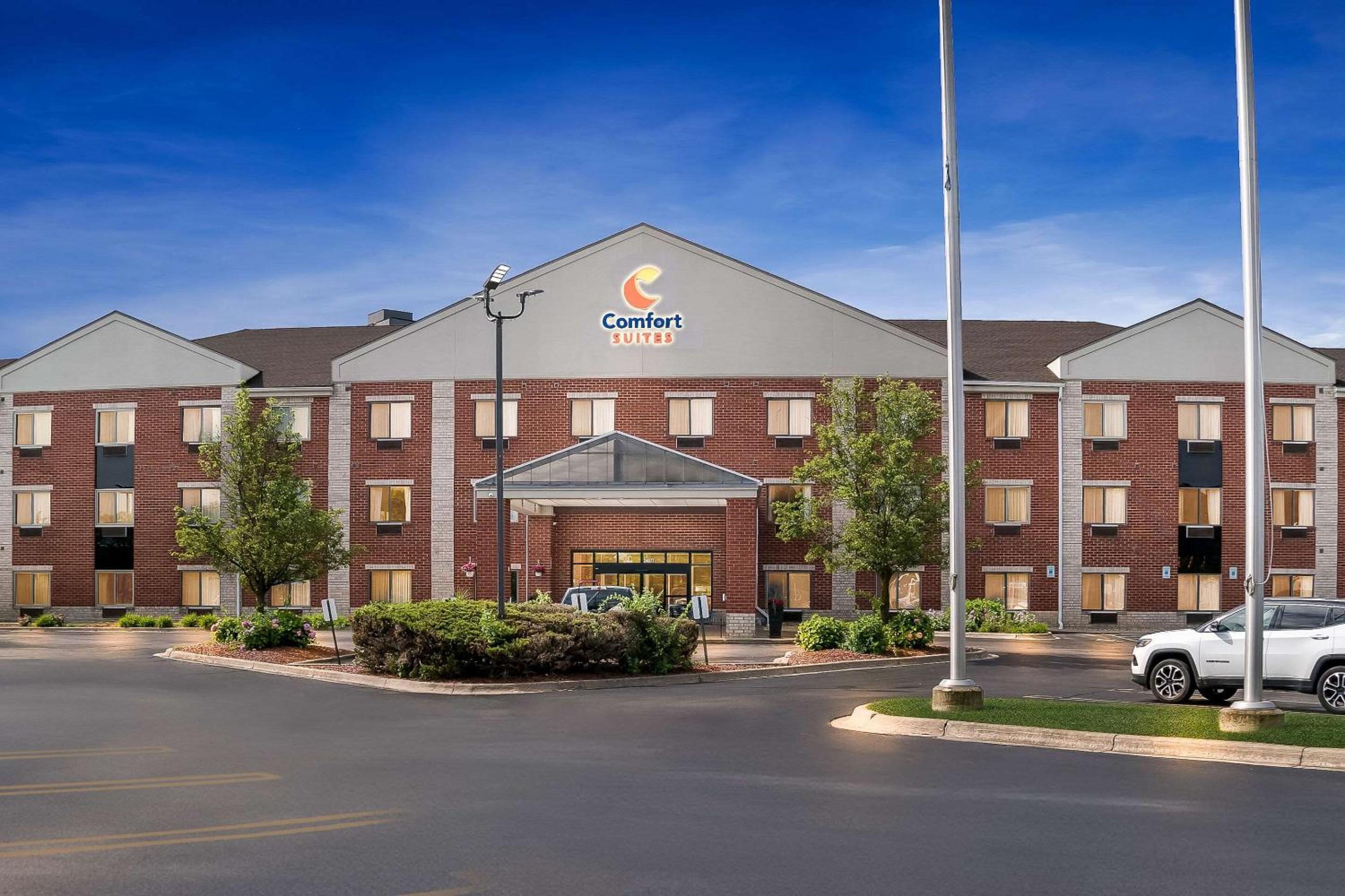 Detroit Vacations - Comfort Suites Southfield-Detroit - Property Image 2