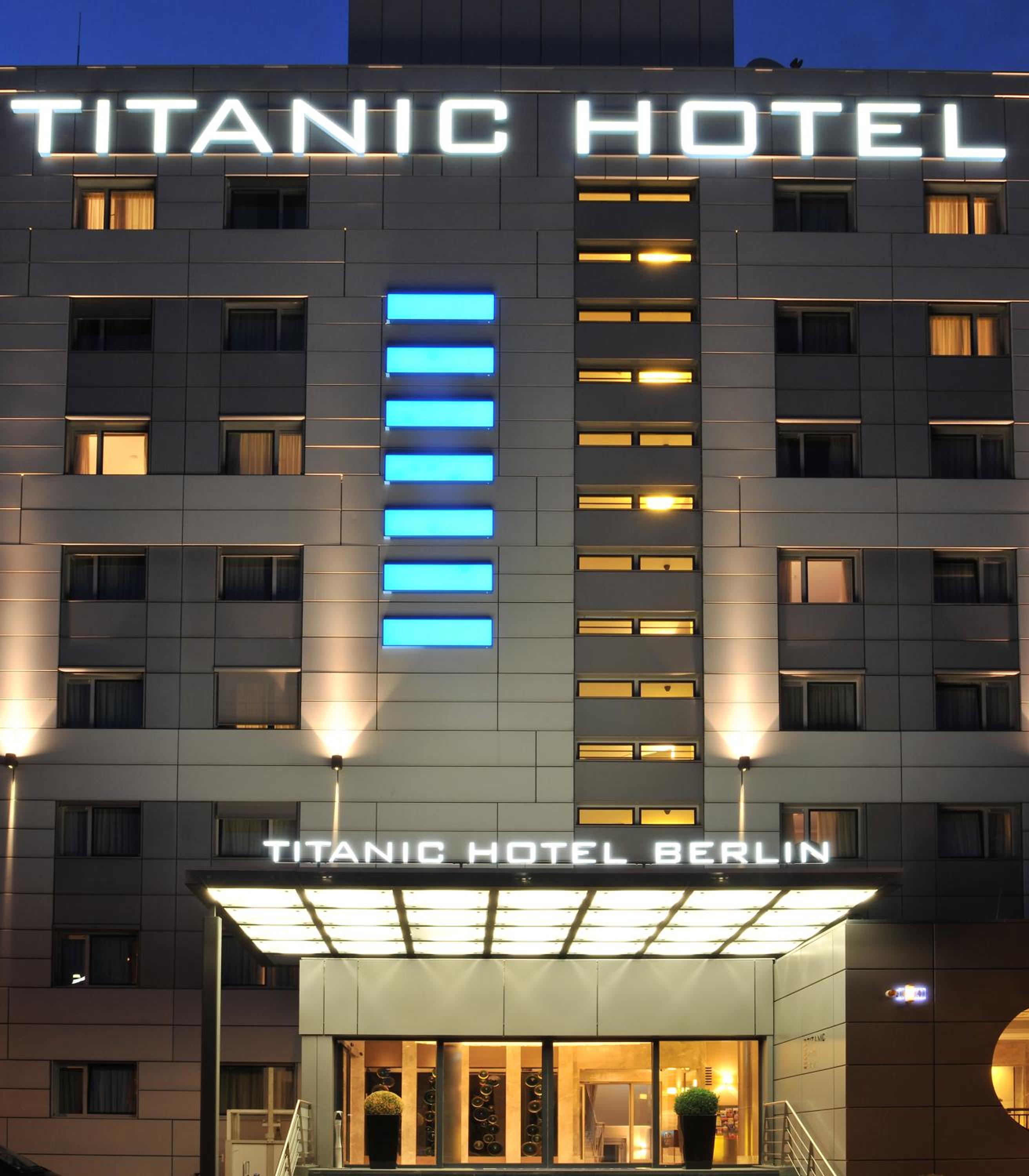 Hotel TITANIC Comfort Mitte - Image 1