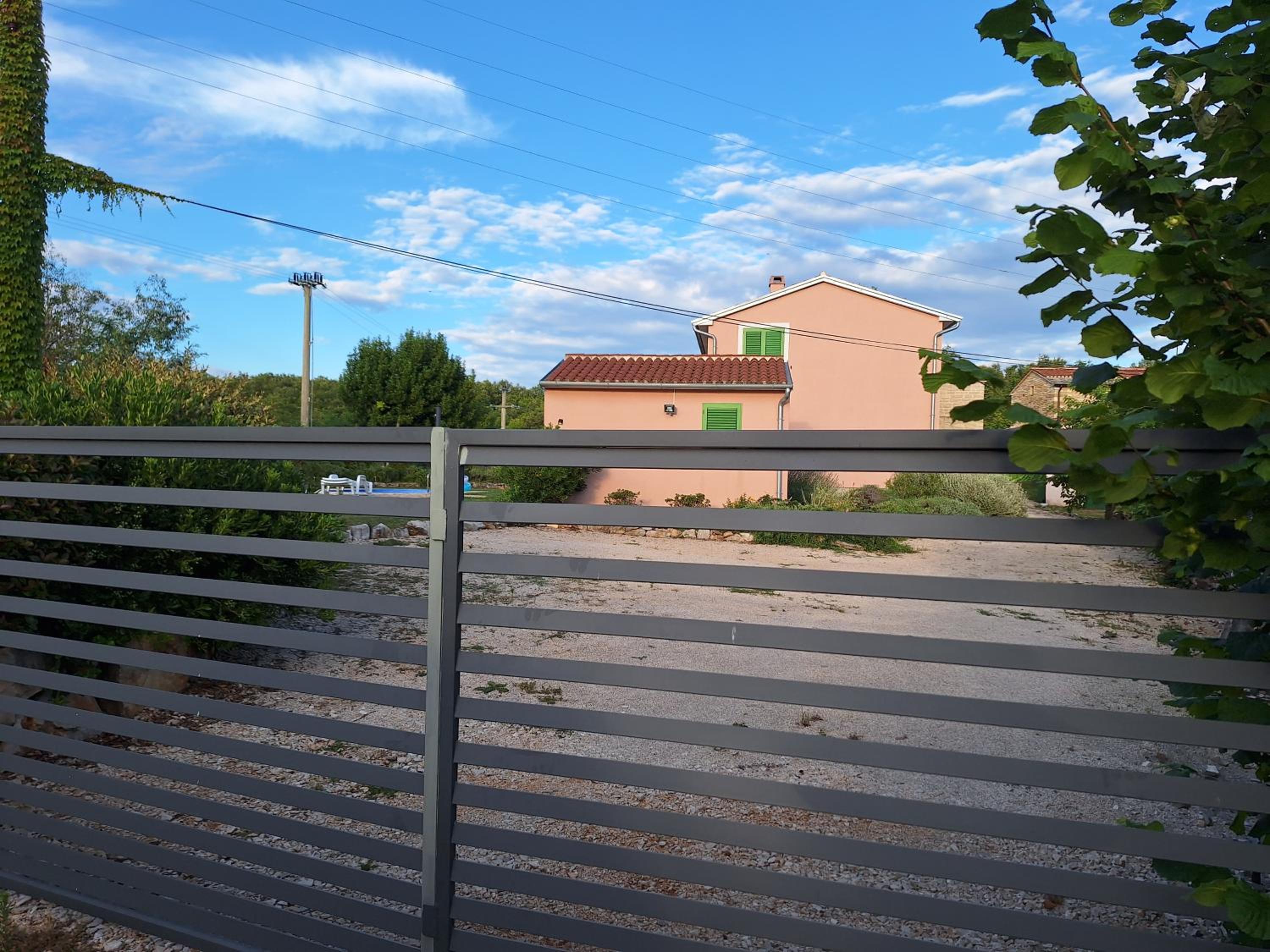 Photo 46