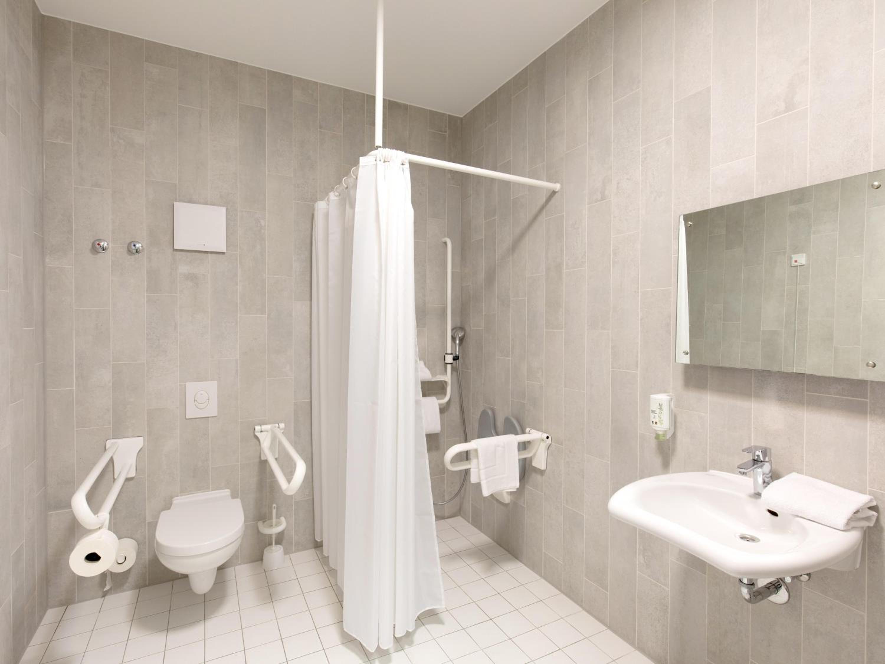 Hamburg Vacations - BB Hotel Hamburg-Harburg - Property Image 2
