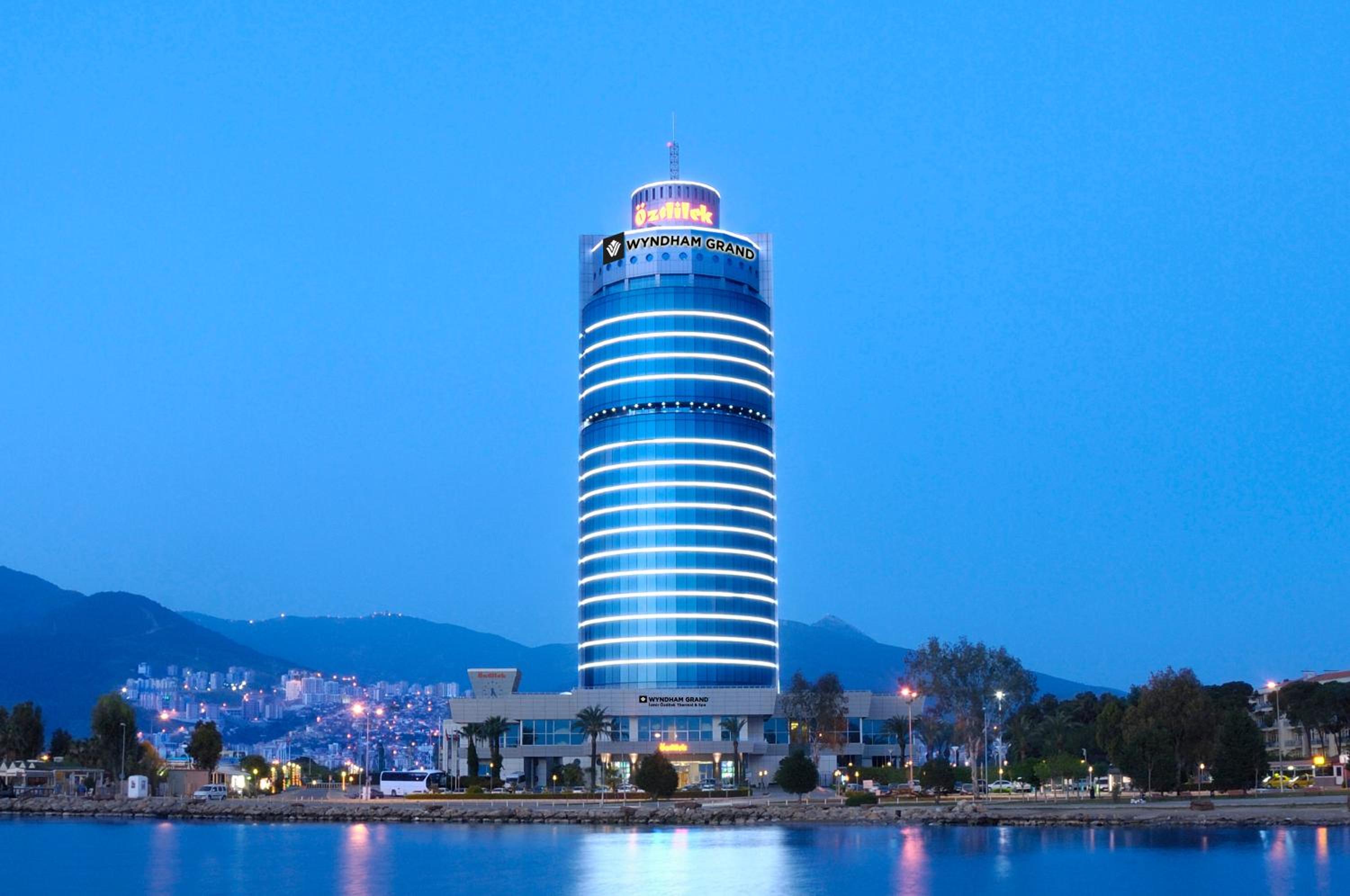 Wyndham Grand Izmir Ozdilek Thermal & Spa - Image 12