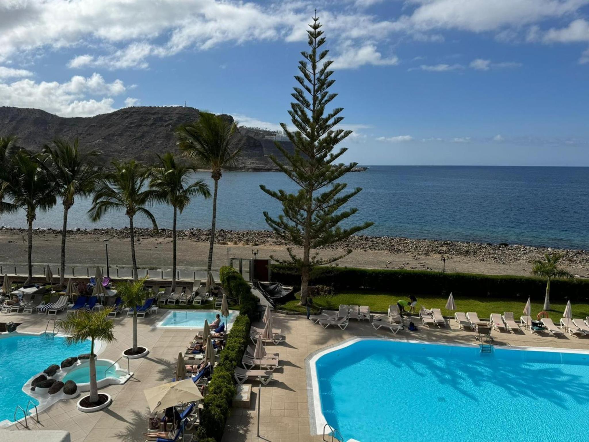 Beachfront Apartment Playa del Cura 3 by VillaGranCanaria
