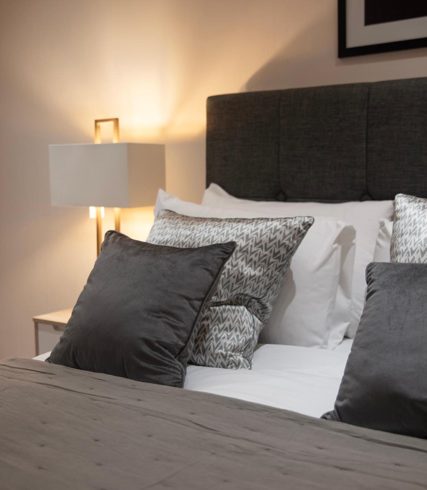 Westminster two bed one bath sleeps 5 with Air-Con