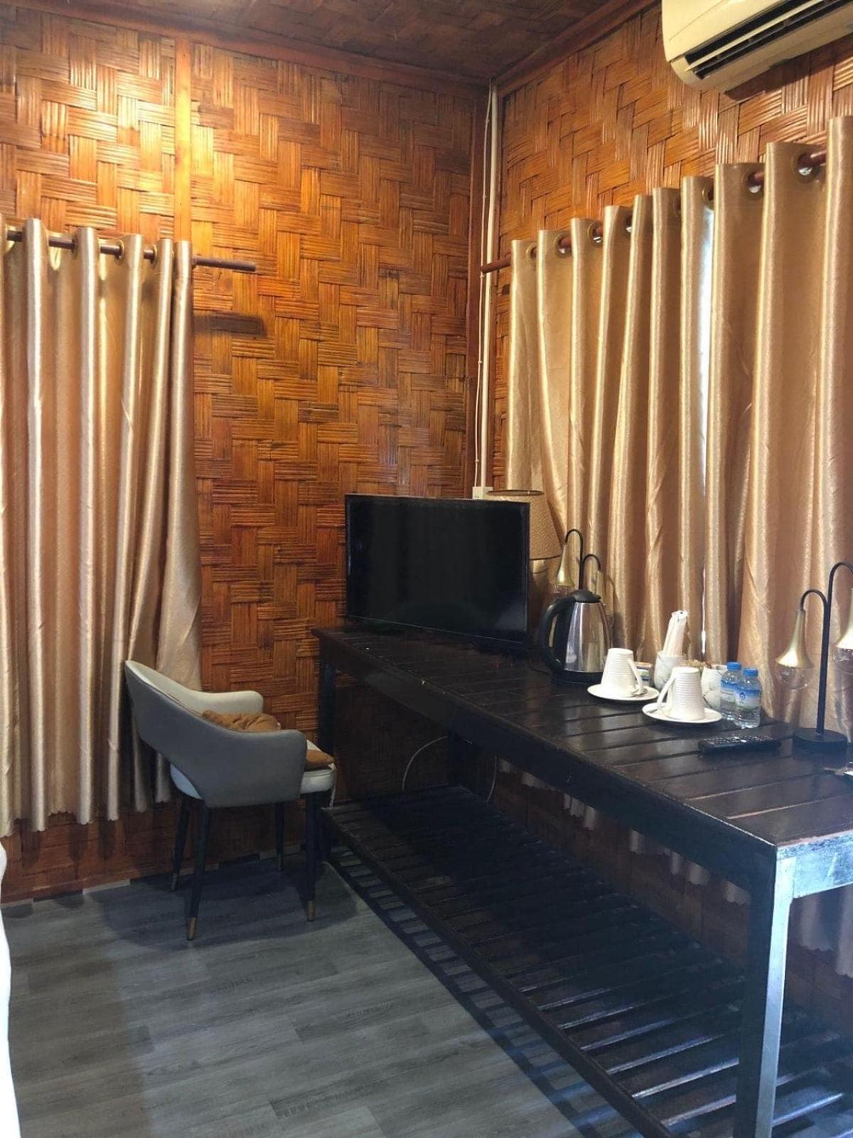 Vang Vieng Bungalows