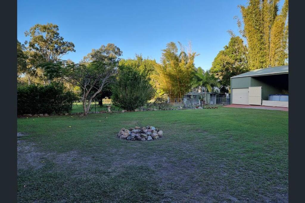 Spacious cottage at Burpengary with Garden view