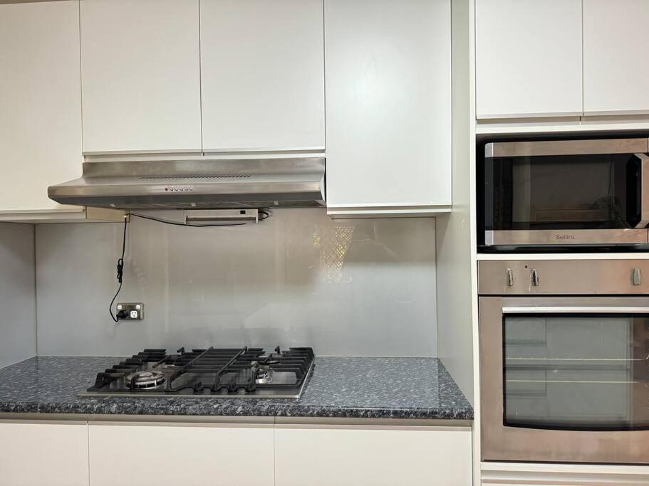 Spacious cottage at Burpengary with Garden view